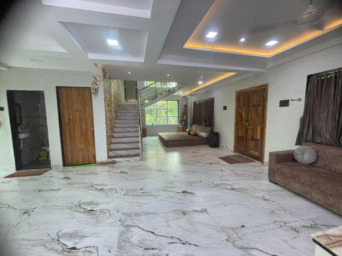 Classic Villa Pālghar Εξωτερικό φωτογραφία